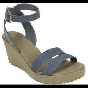 Croc Leigh women’s wedge size 8